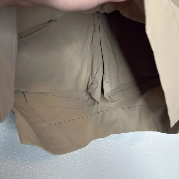 Lucy Women's Tan Athletic Mini Skirt Size Small - Picture 5 of 6